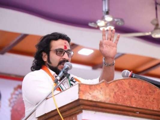 प्राजक्ता माळी आणि सुरेश धस यांच्या वादावर खासदार असलेल्या अमोल कोल्हेंची पहिली प्रतिक्रिया