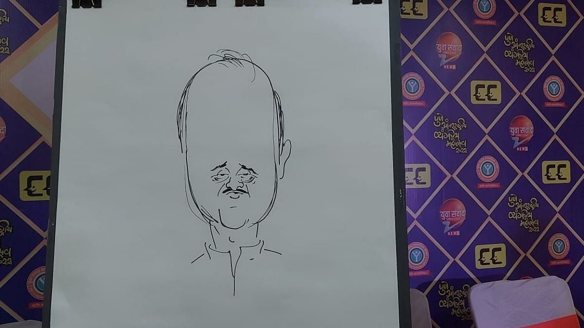 अगोदर ‘काकांवर लक्ष ठेवा’ अन् ‘आता गप्प बसा’ व्यंगचित्रातूनही ठाकरेंचा अजितदादांना टोला