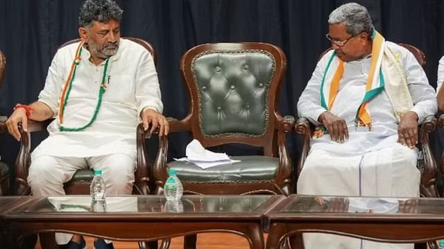 कर्नाटक मुख्यमंत्र्याची २४ तासांत घोषणा; दोन्ही प्रबळ इच्छुक उमेदारांचे हल्ले प्रतीहल्ले सुरूच!