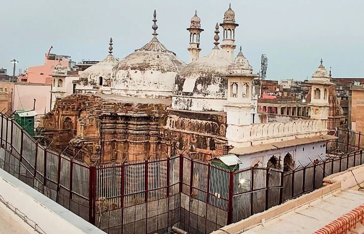 पुण्यातील ग्रामपंचतींचा ठराव बाहेरच्या मुस्लिमांना गाव मशिदीत नो एन्ट्री…; ‘पहलगाम’नंतर गावांमध्ये तणाव वाढला