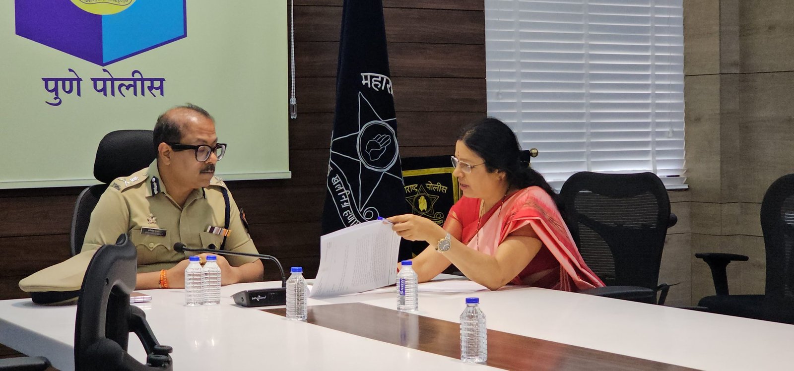 शहरात सर्वत्र अवैध गोष्टींकडे पोलीसांचे दुर्लक्ष? पब मालकाचे नाव एफआयआरमध्ये का वगळले: खासदार कुलकर्णी