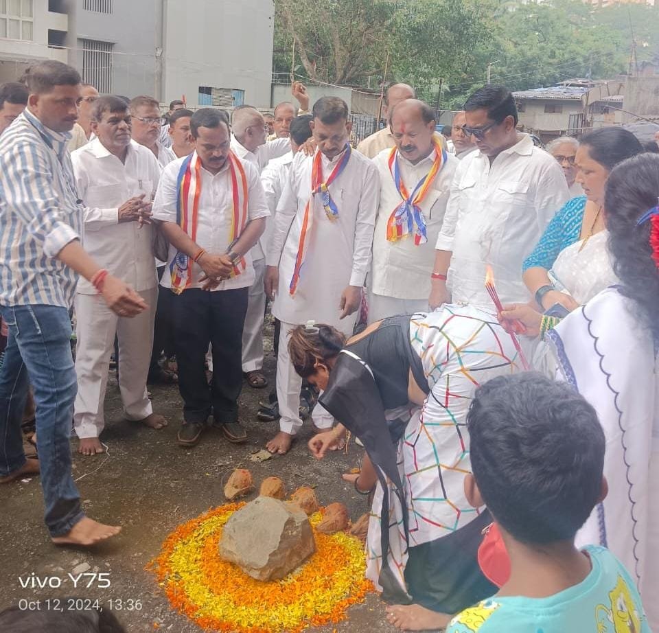 कार्यसम्राट आमदार कालिदास कोळंबकर यांच्या शुभहस्ते बुद्धीविहाराचे भूमिपूजन