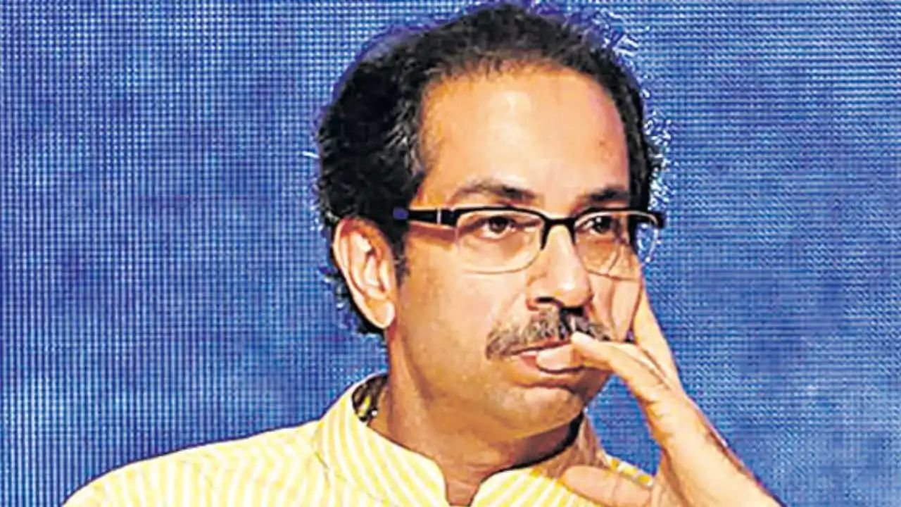 उद्धव ठाकरेंच्या पुण्यातील गडाला(कोथरुड) सुरंग?; पदाधिकाऱ्यांचा सामुहिक ‘जय महाराष्ट्र’; हे मोठं कारण समोर