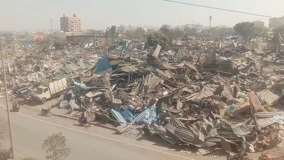 पुण्यात आजवरची सर्वात मोठी एक अमानवी क्रूर कारवाई, एका झटक्यात 465 एकरवरील 2845 अनधिकृत पाडकाम?