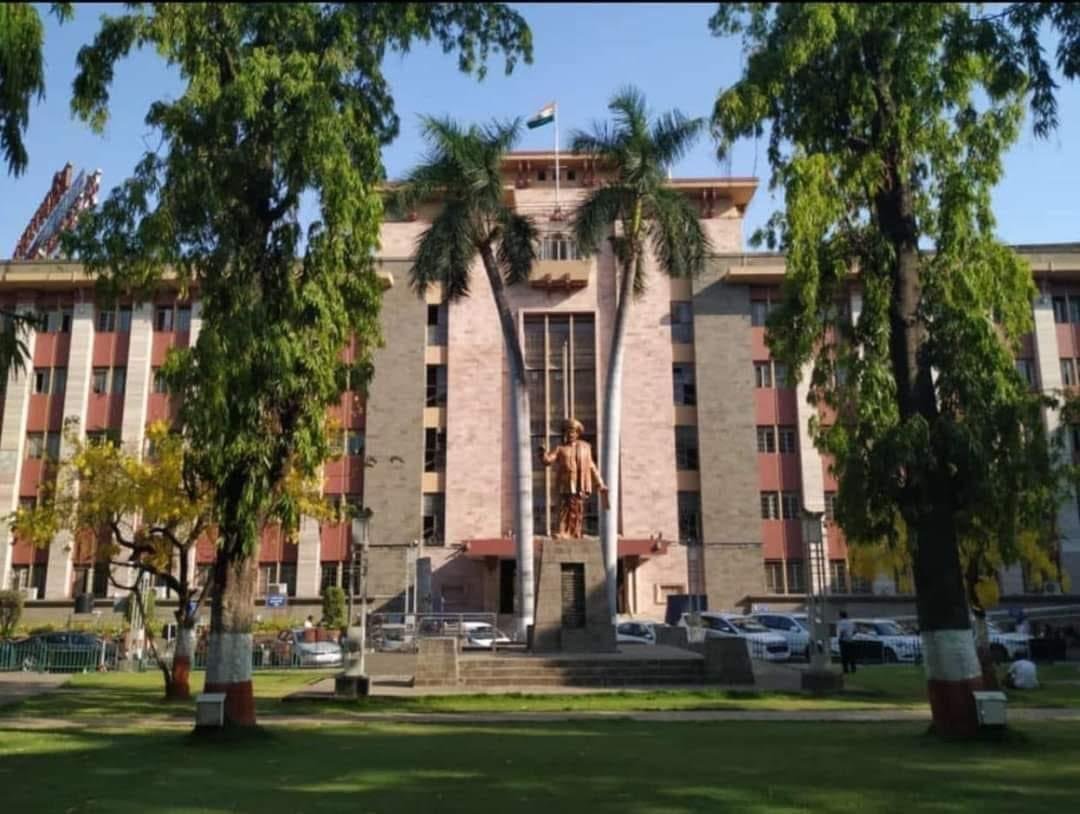 पुणे महापालिकेच्या दीड वर्षांपासून रखडलेल्या अभियंता भरतीतील जागा वाढल्या; ११३ ऐवजी एवढ्या जागांना मंजुरी