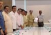 सर्वपक्षीय शिष्टमंडळ निवडणूक आयोगाला भेटलं, निवेदनात काय केल्यात मागण्या? मोठी माहिती समोर