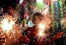 पुण्यात पोलिस आयुक्त अमितेश कुमार यांची नियमावली; शहरात रात्री १० नंतर फटाके फटाके वाजवण्यास बंदी